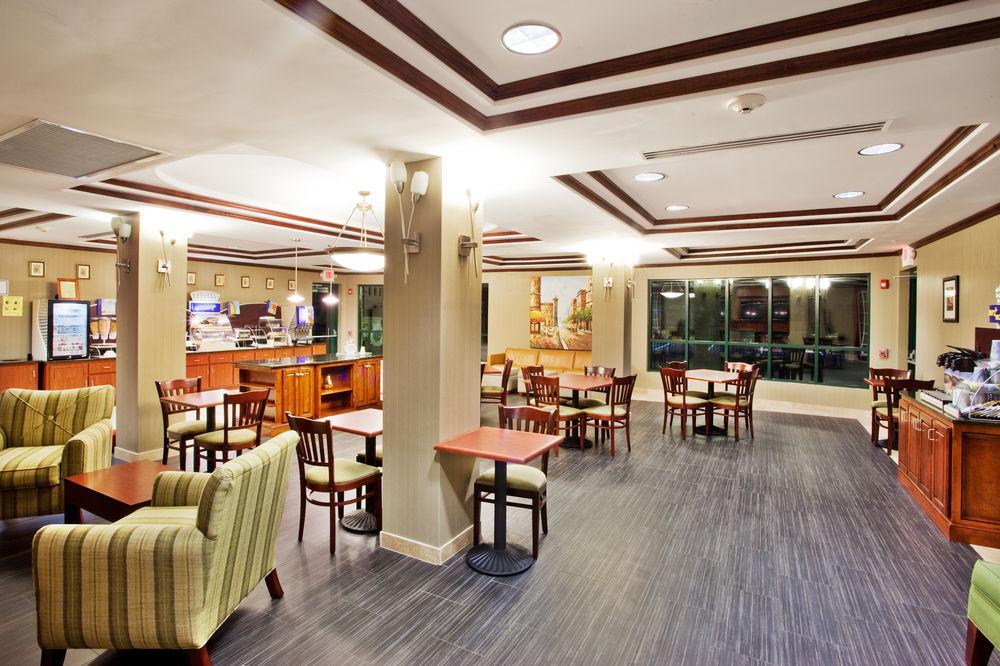 Holiday Inn Express & Suites Macon - I-475 By Ihg Esterno foto